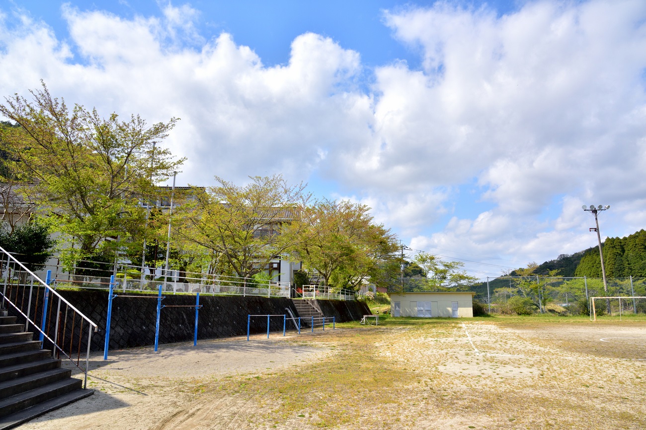 記事玖珠町立古後中学校　閉校のイメージ画像