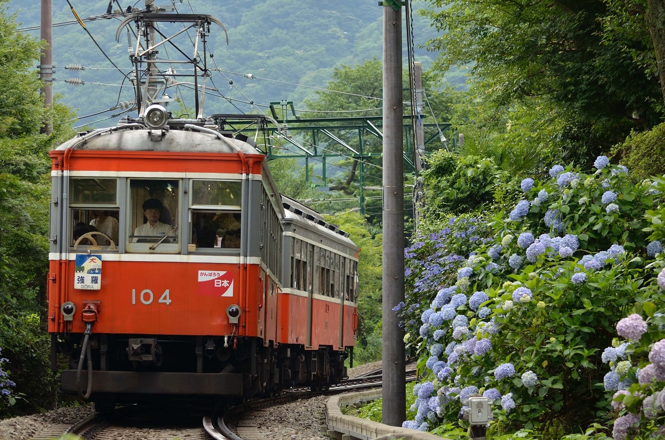 記事箱根登山鉄道 モハ1形103-107編成　引退のイメージ画像