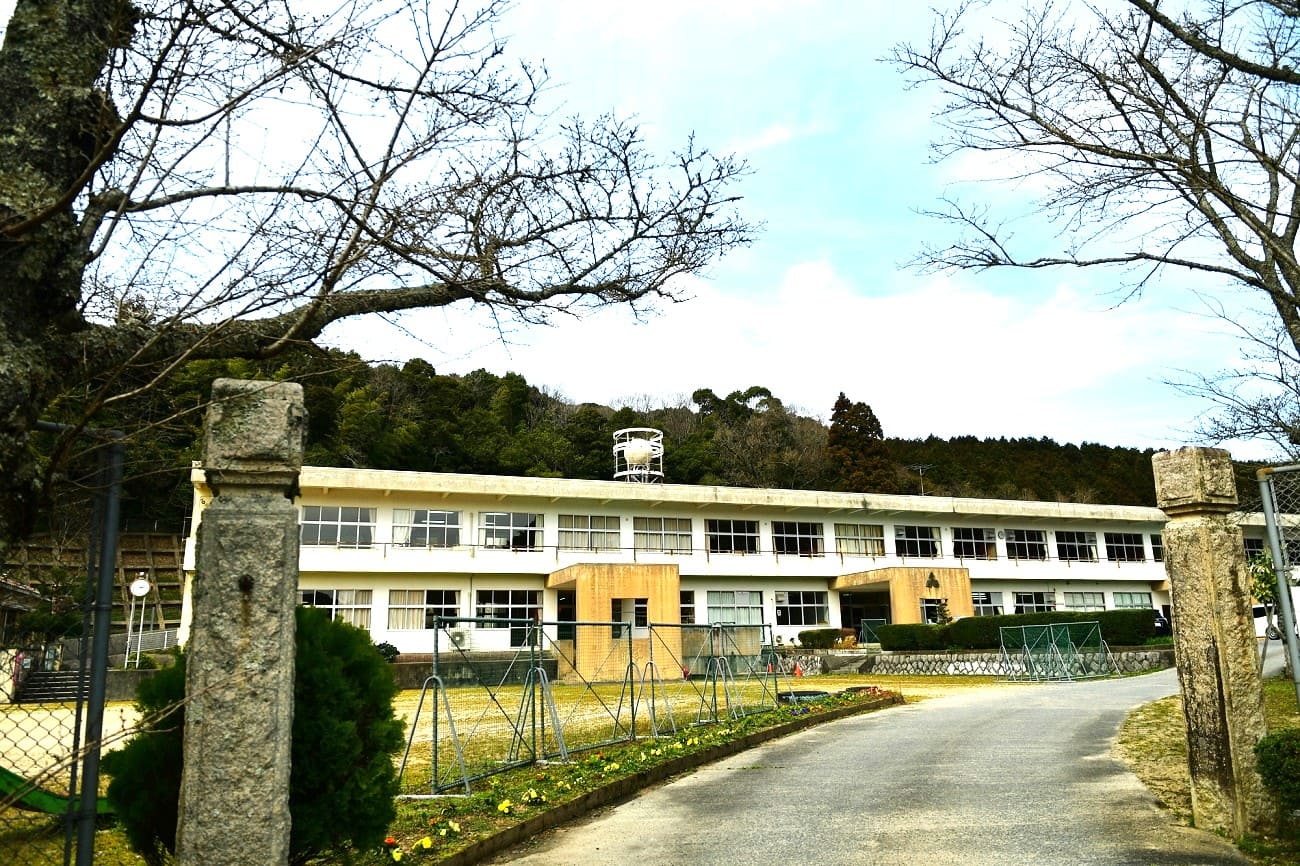 記事美祢市立赤郷小学校　閉校のイメージ画像