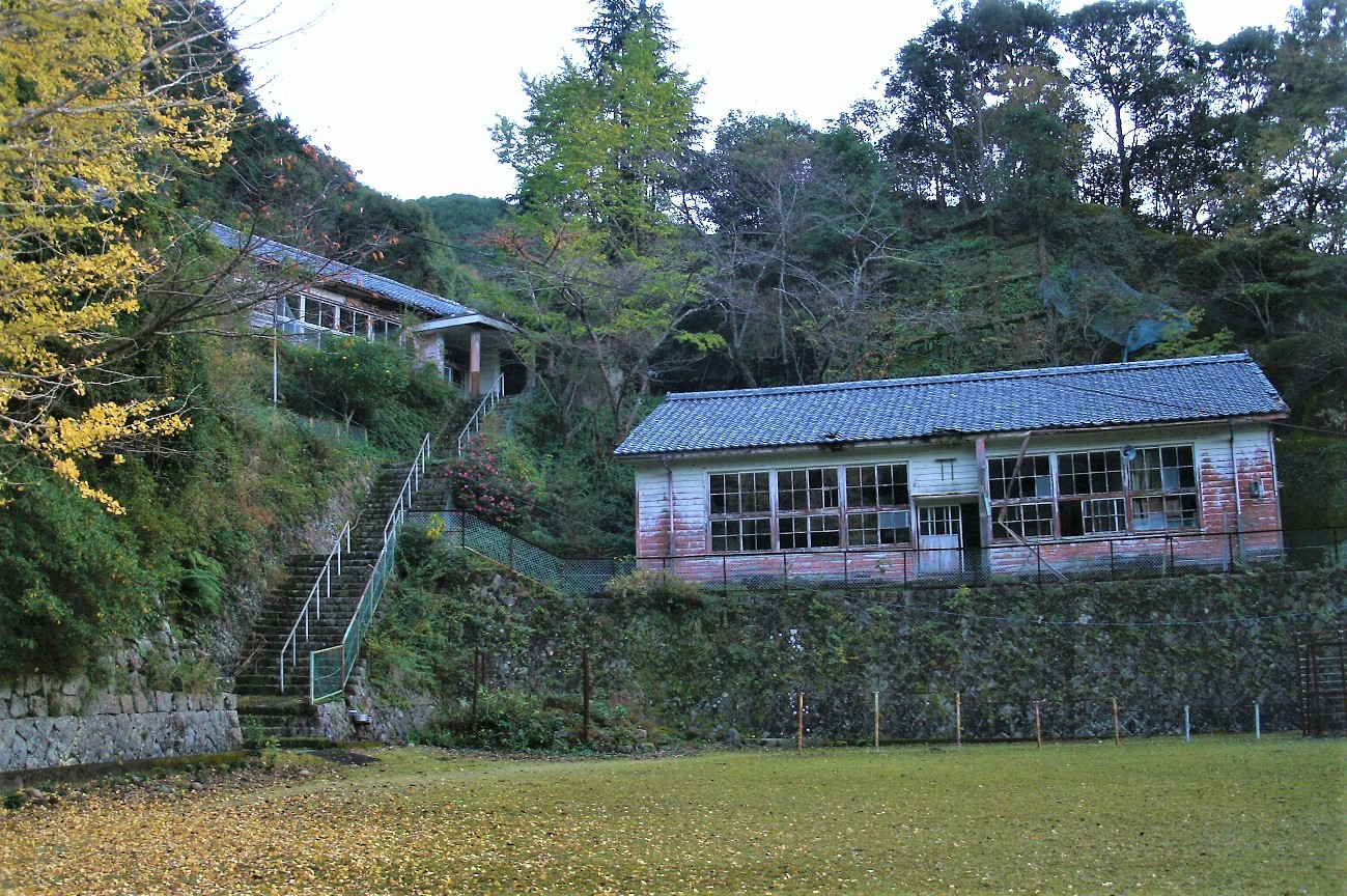 記事尾鷲市立梶賀小学校　閉校のイメージ画像