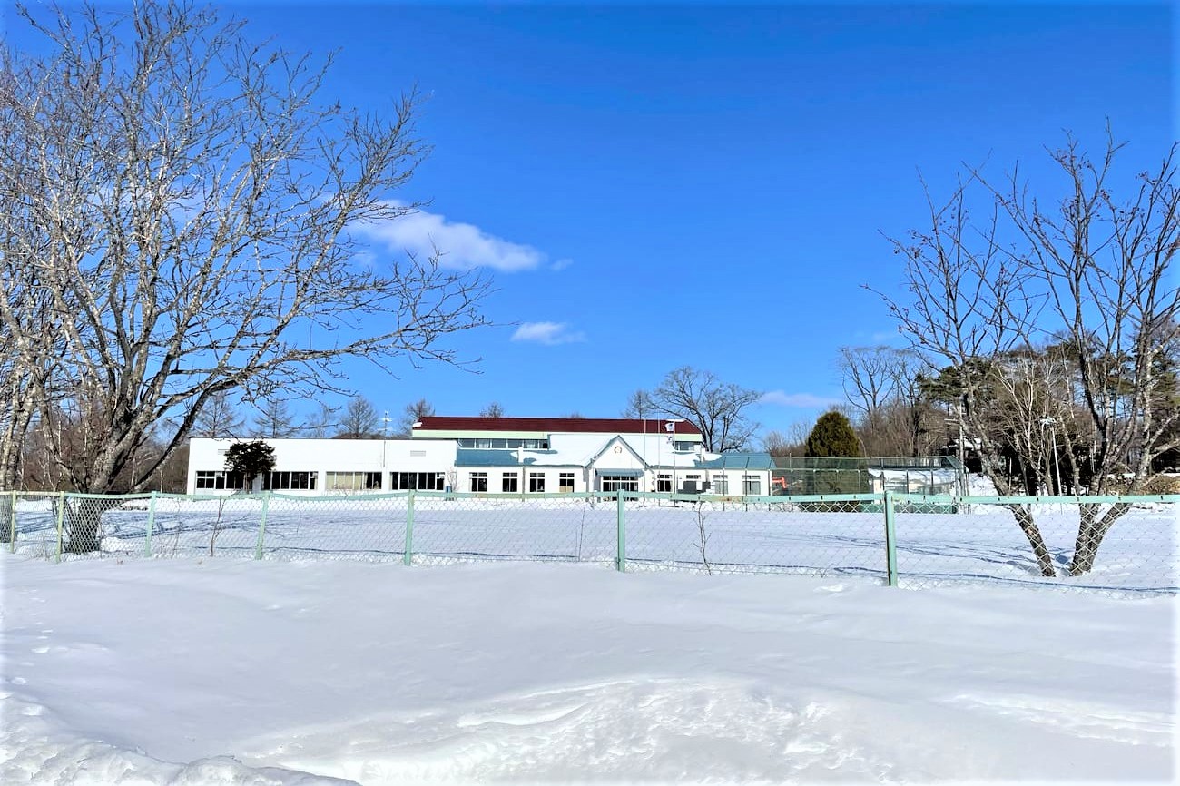 茂雪裡小学校