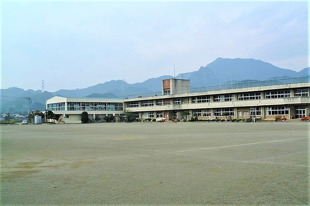 記事下仁田町立馬山小学校　閉校のイメージ画像
