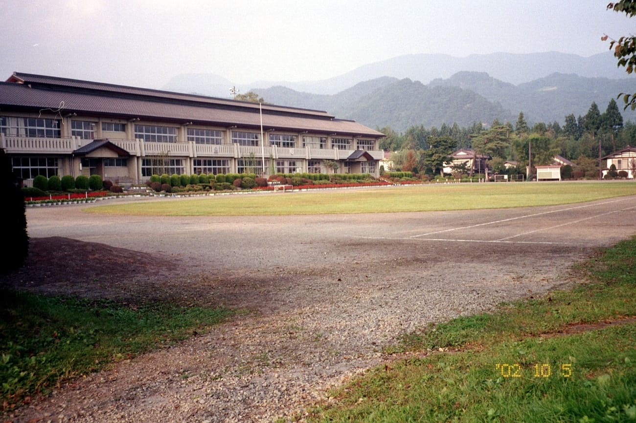 記事新治村立須川小学校	閉校のイメージ画像