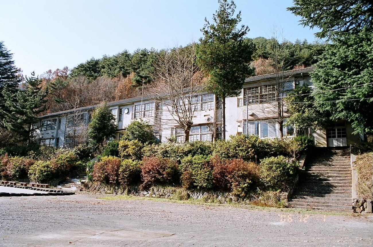 記事須玉町立江草小学校　閉校のイメージ画像