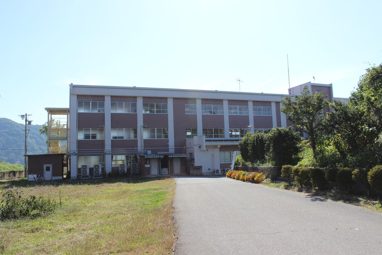 記事長野市立更府小学校　閉校のイメージ画像