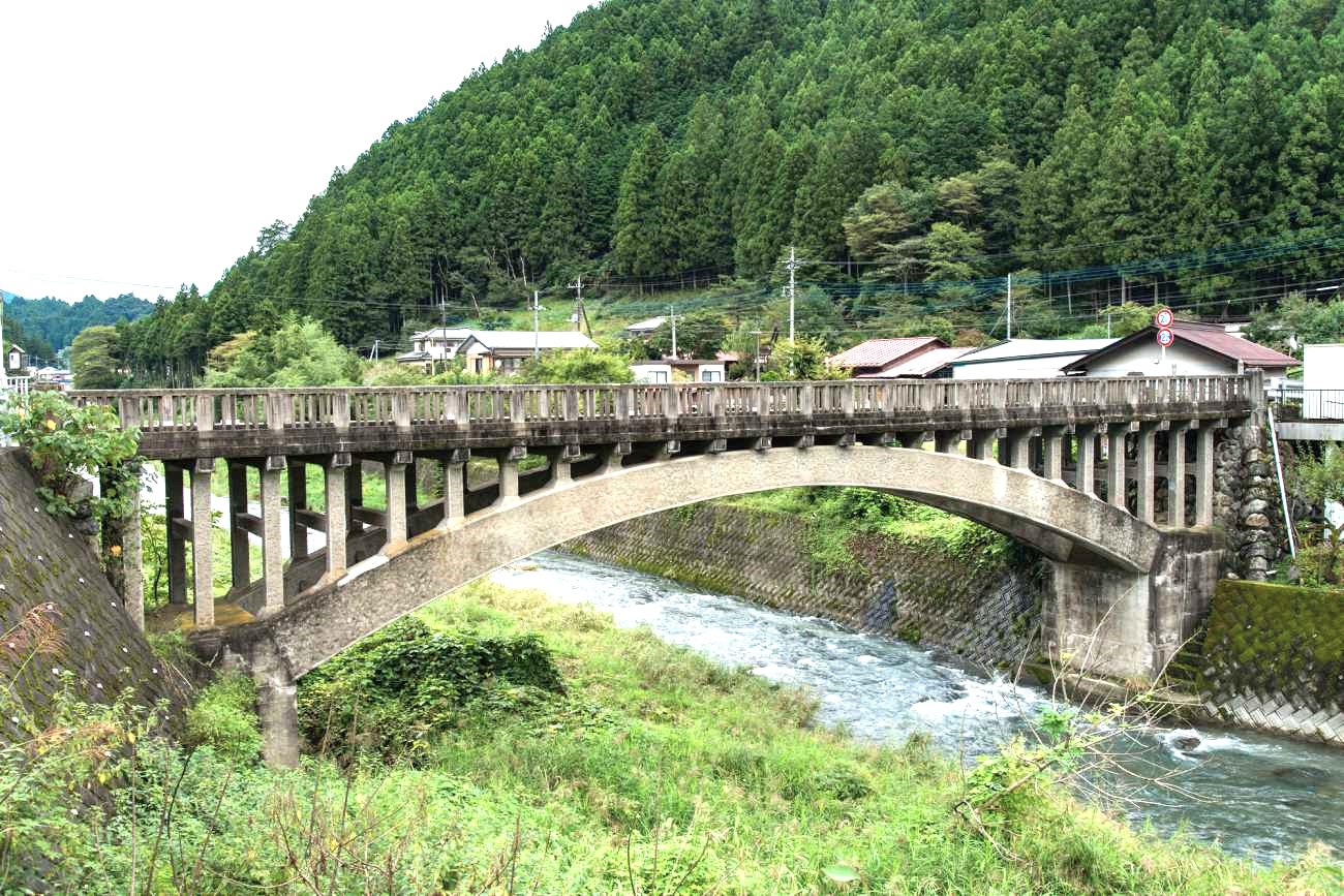 記事名栗川橋のイメージ画像