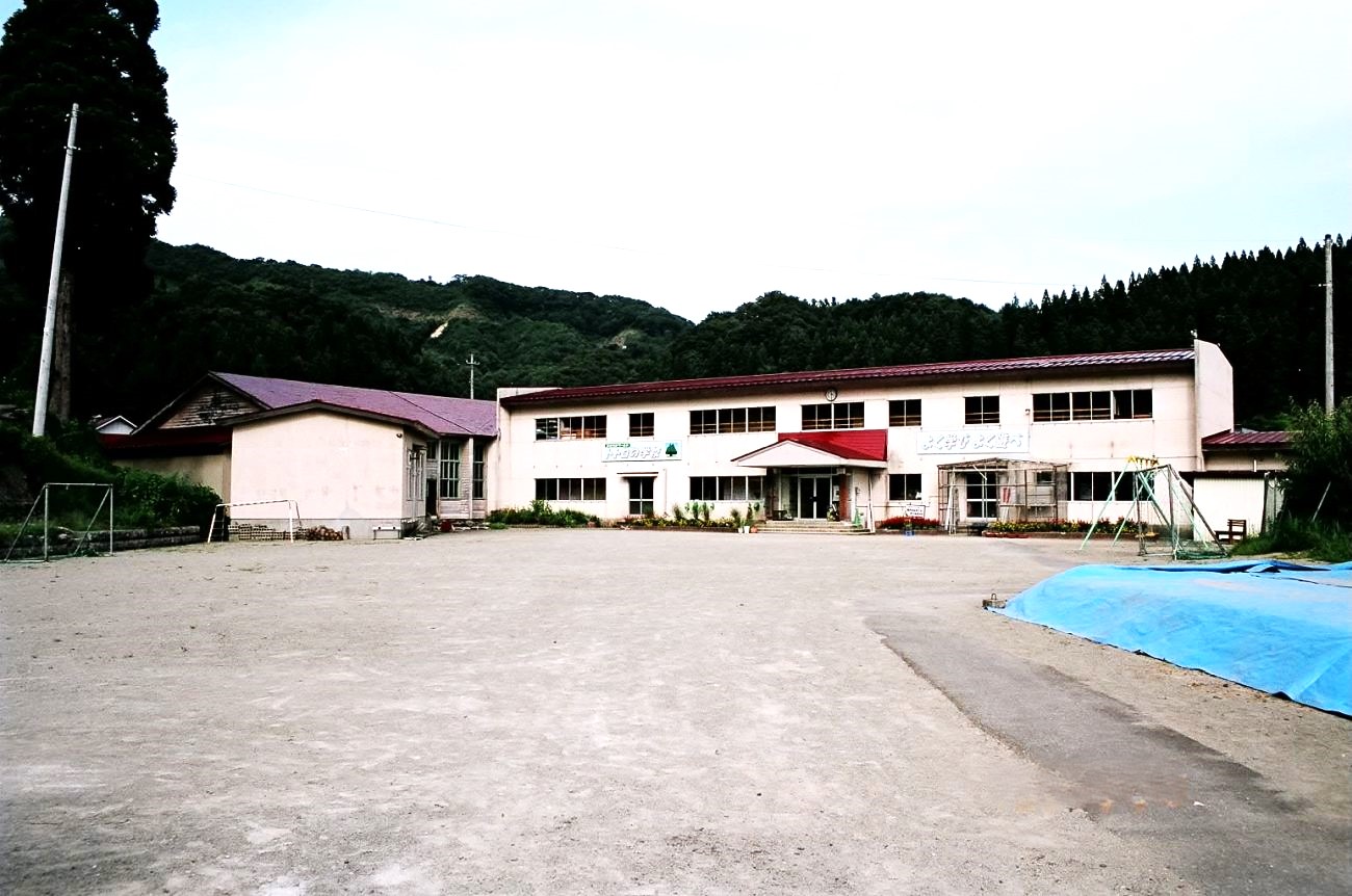 記事鮭川村立曲川小学校　閉校のイメージ画像